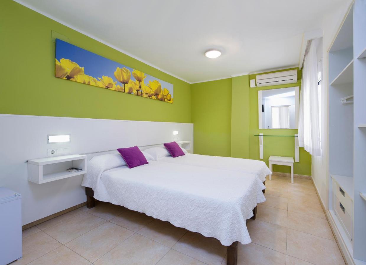 Hostal Costa Blanca Ibiza-stad Buitenkant foto