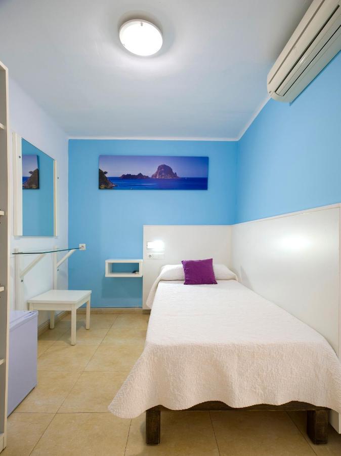 Hostal Costa Blanca Ibiza-stad Buitenkant foto