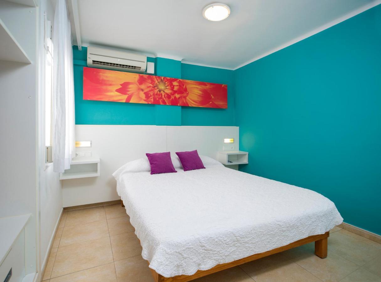 Hostal Costa Blanca Ibiza-stad Buitenkant foto