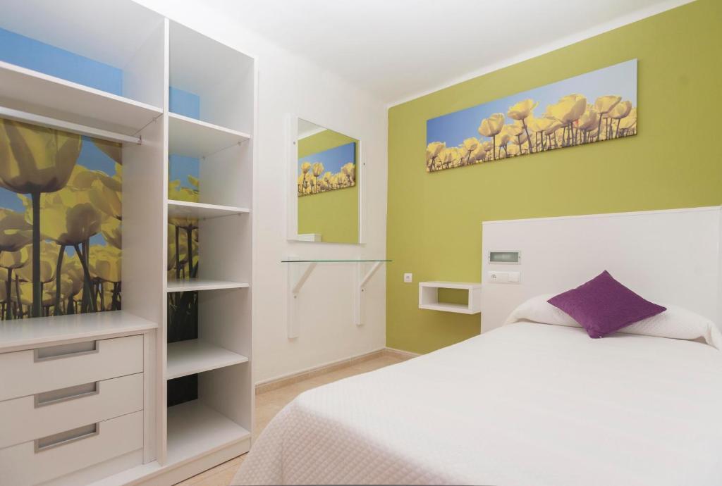 Hostal Costa Blanca Ibiza-stad Buitenkant foto