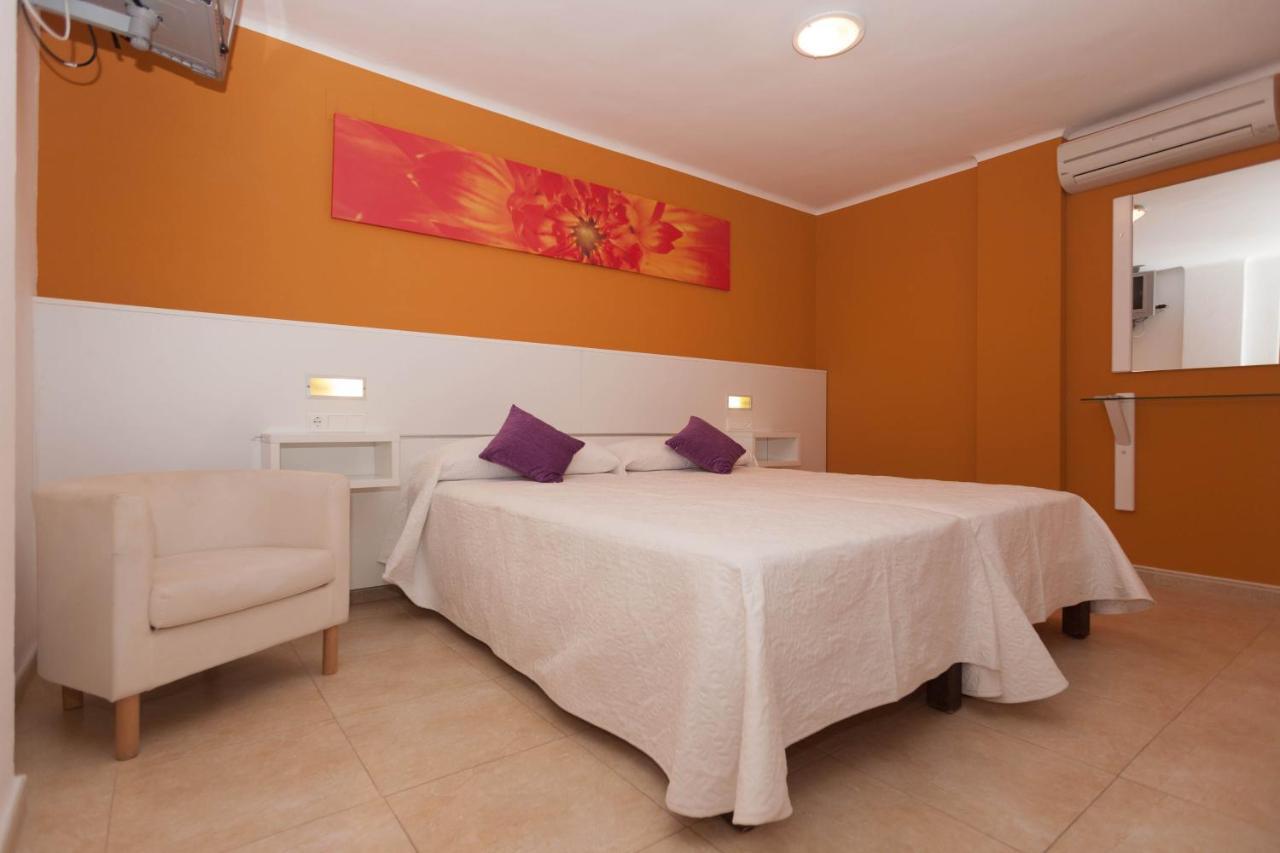 Hostal Costa Blanca Ibiza-stad Kamer foto
